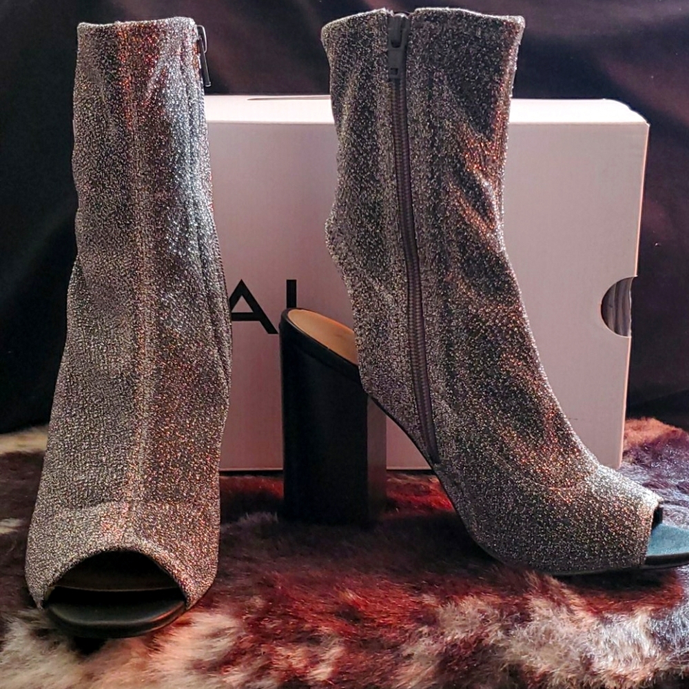 Aldo Open toe heeled bootie